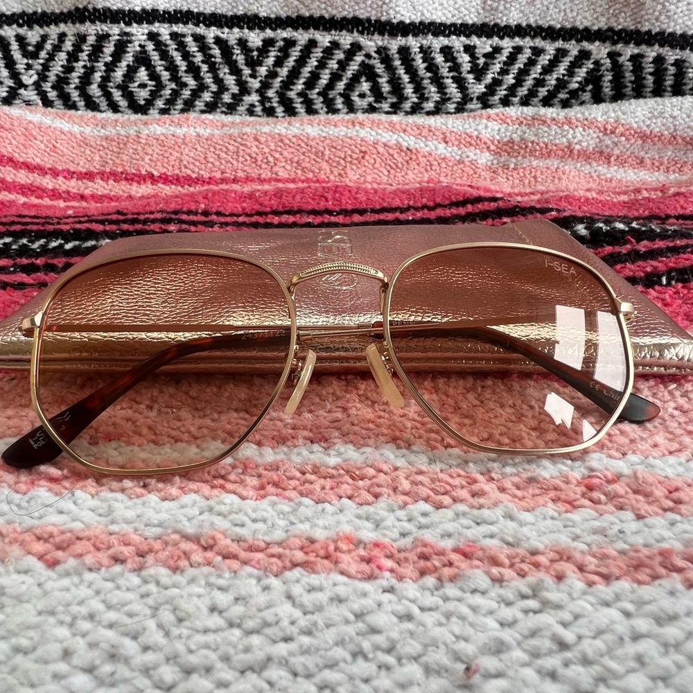I-Sea Rose Gold Aviator Sunglasses